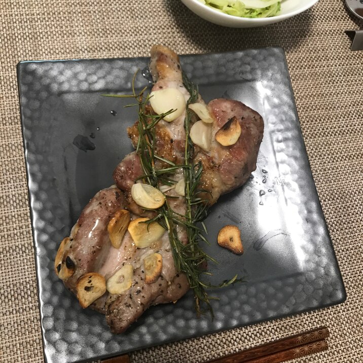 ローズマリー香る 豚肩ロースブロックオーブン焼き レシピ 作り方 By らん 楽天レシピ ローズマリー香る 豚肩ロースブロックオーブン焼き レシピ 作り方 By らん 楽天レシピ